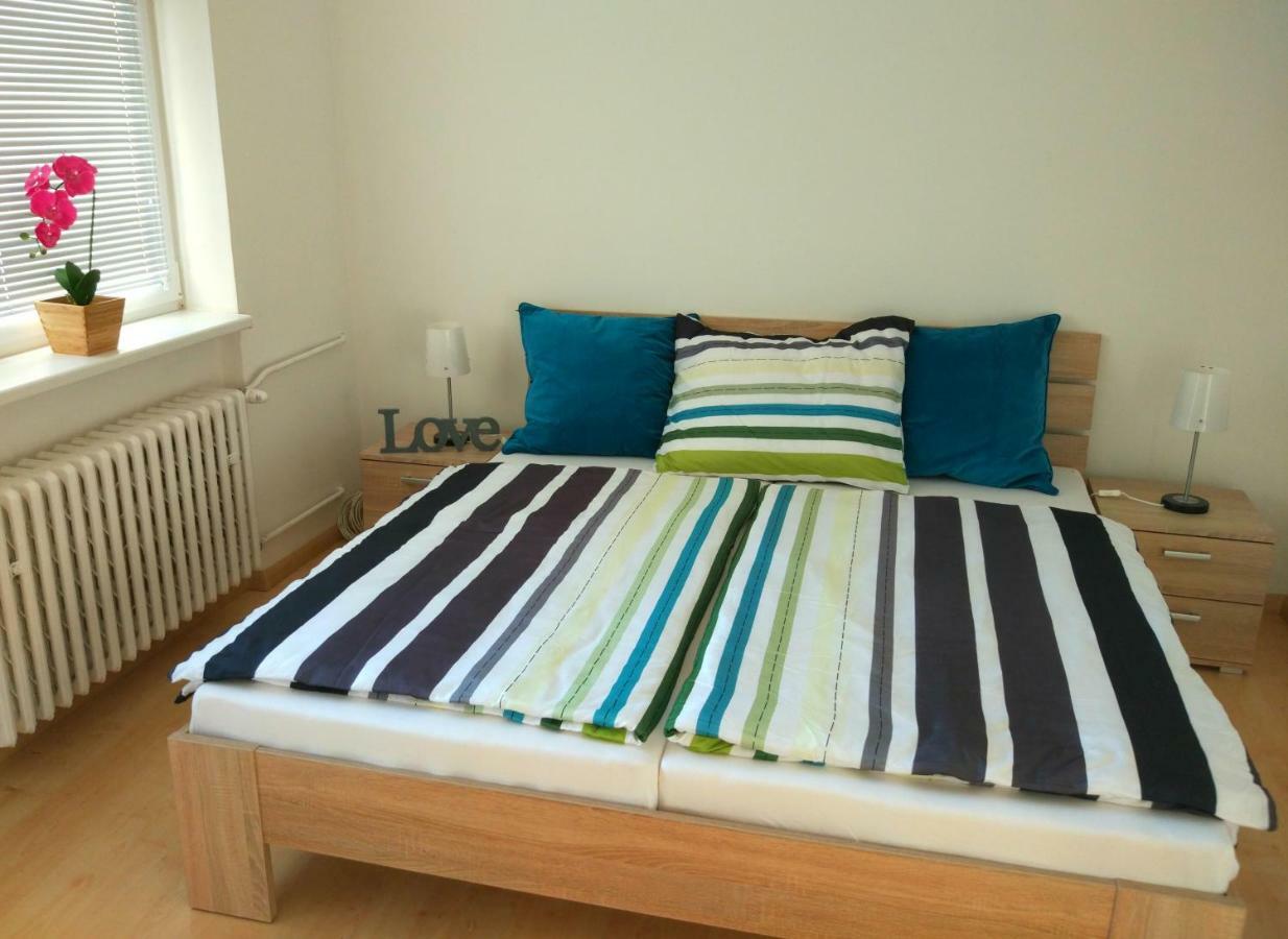 Riverview Apartment Μπρατισλάβα Εξωτερικό φωτογραφία